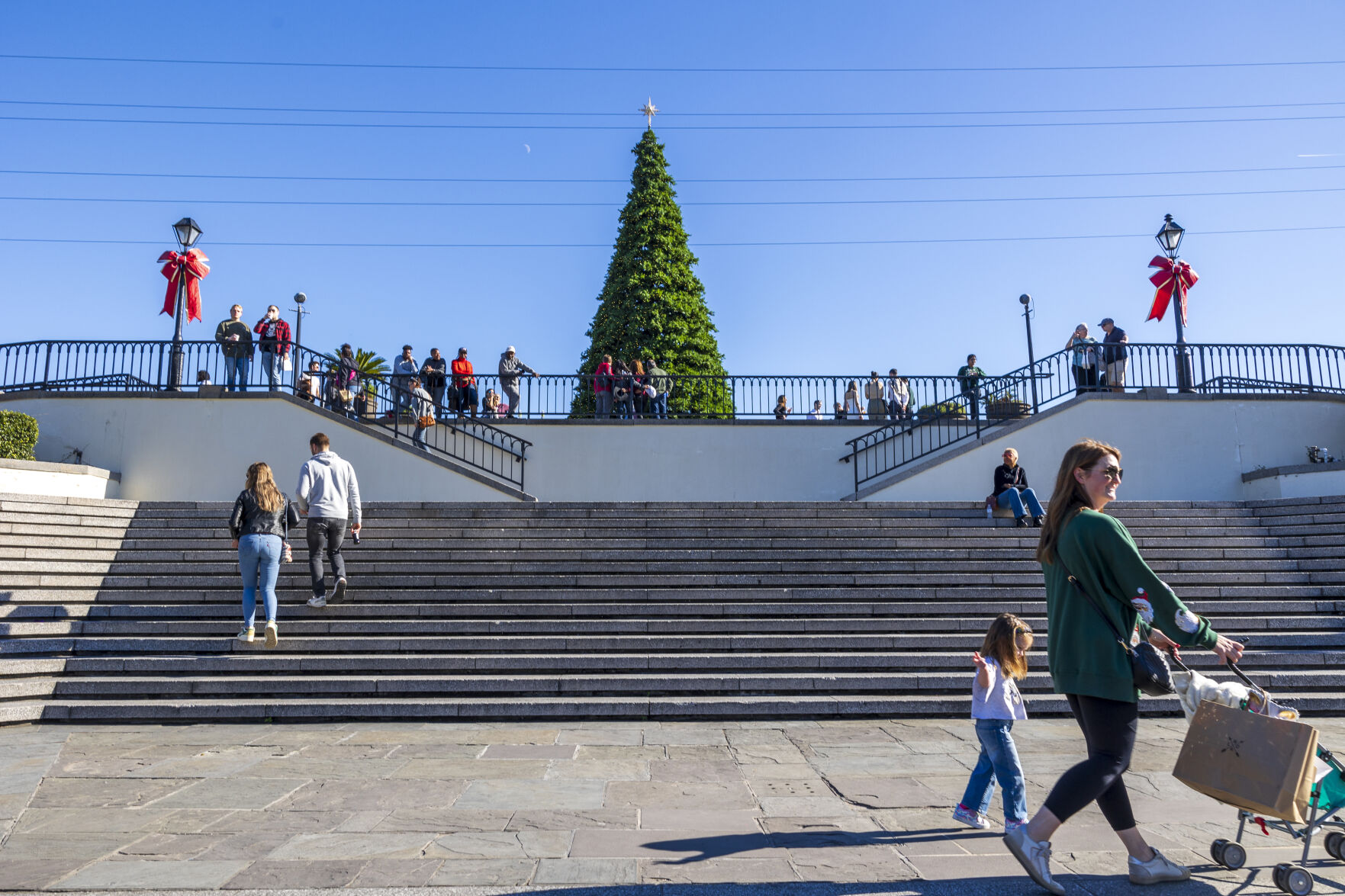NO.christmasspirit.121923_153.JPG